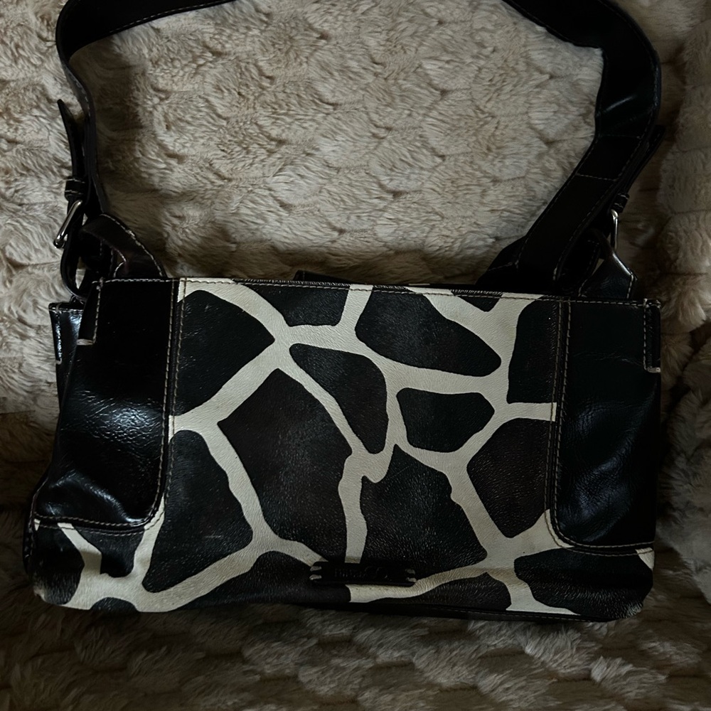 Nine & Co. Brown and White Giraffe Pattern Shoulder Bag